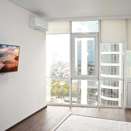 Апартаменты Arcadia White Studio Sea View Одесса Экстерьер фото